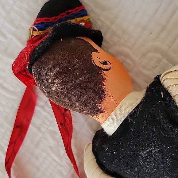 Antique Vintage Norway Couple Handmade Handpainted Cloth Dolls - Picture 6 of 10